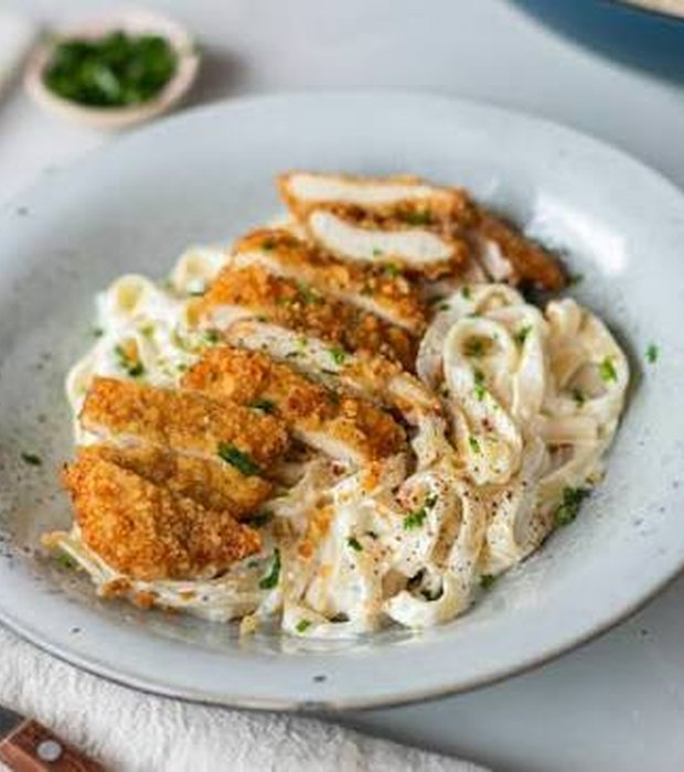 Fettuccine Alfredo