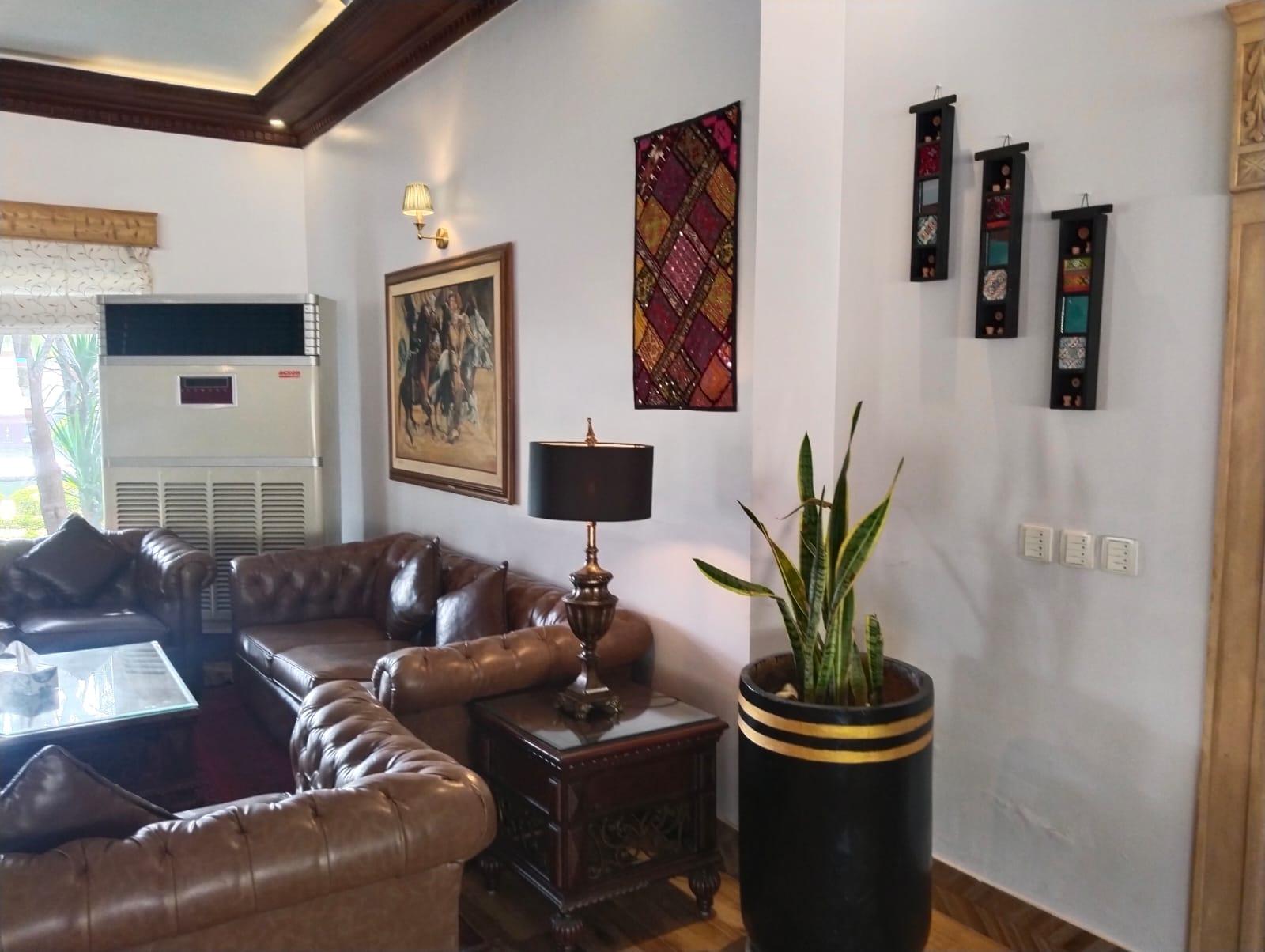 WhatsApp Image 2025-11-20 at 10.10.28 (2)