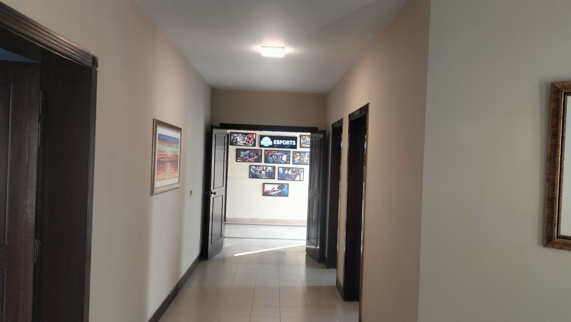 WhatsApp Image 2025-11-21 at 09.39.04 (1)